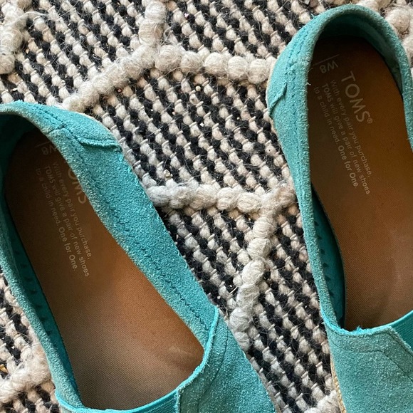 TOMS Women's Turquoise Espadrille Shoes - Picture 2 of 7
